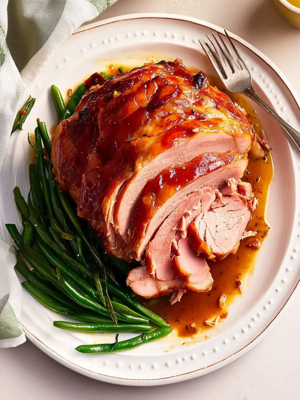 Easy Crockpot Ham Recipe for Moist and Juicy Perfection 3 Easy Crockpot Ham Recipe (Moist and Juicy Every Time!)