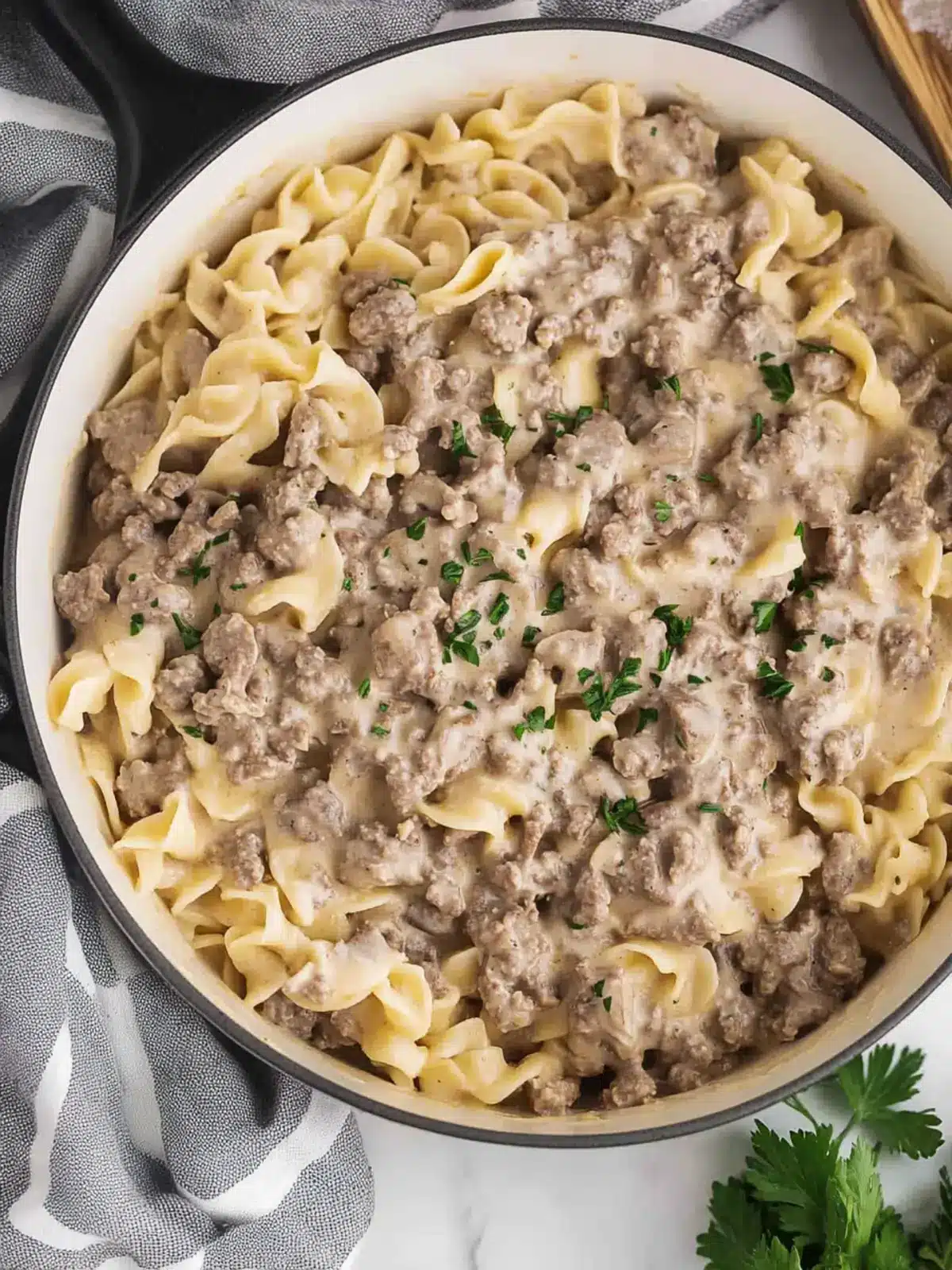 Creamy Hamburger Stroganoff in 30 Minutes Flat 2 Hamburger Stroganoff