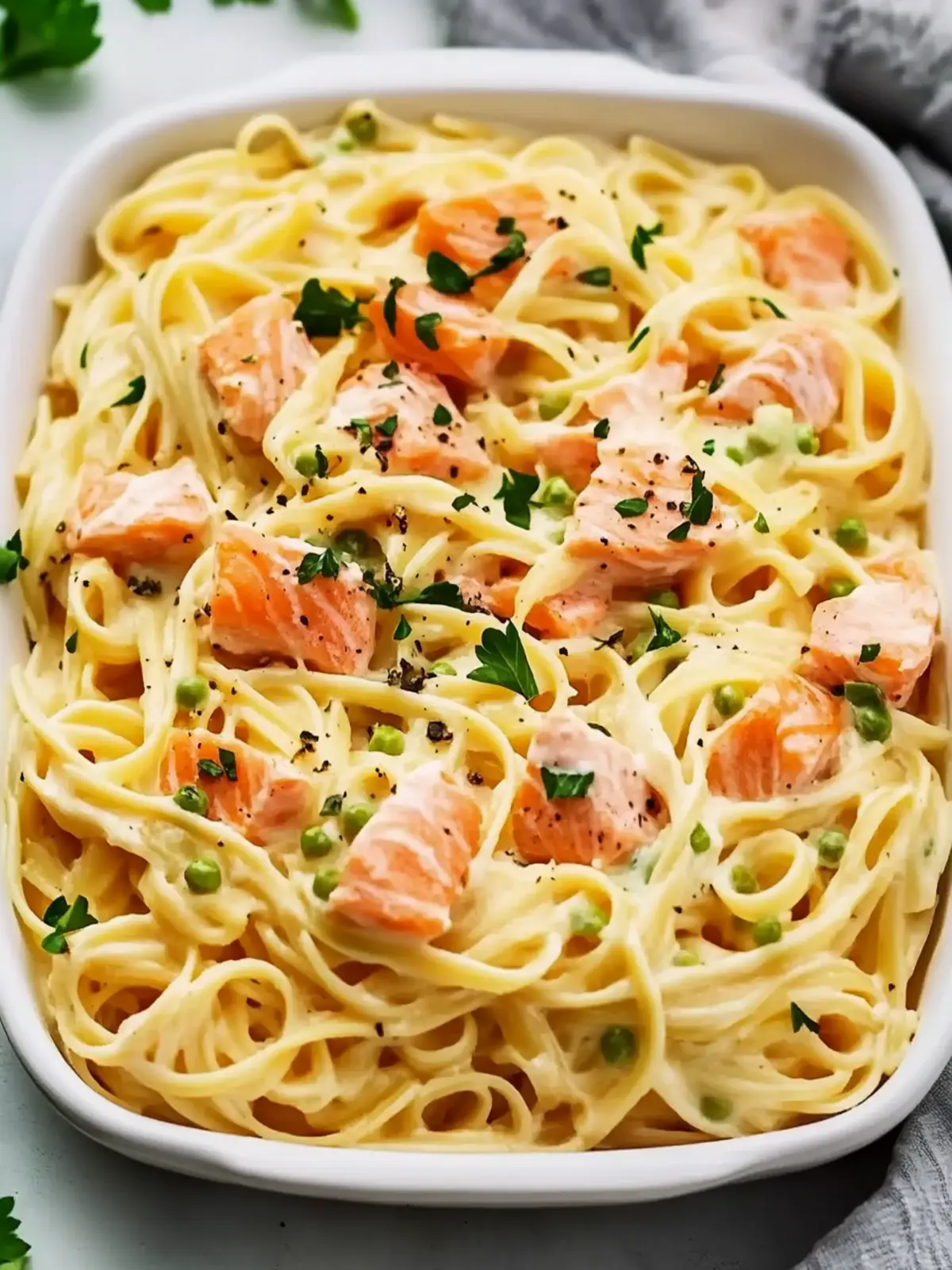 Deliciously Creamy Healthier Smoked Salmon Linguine in 30 Minutes 4 Healthier Smoked Salmon Linguine