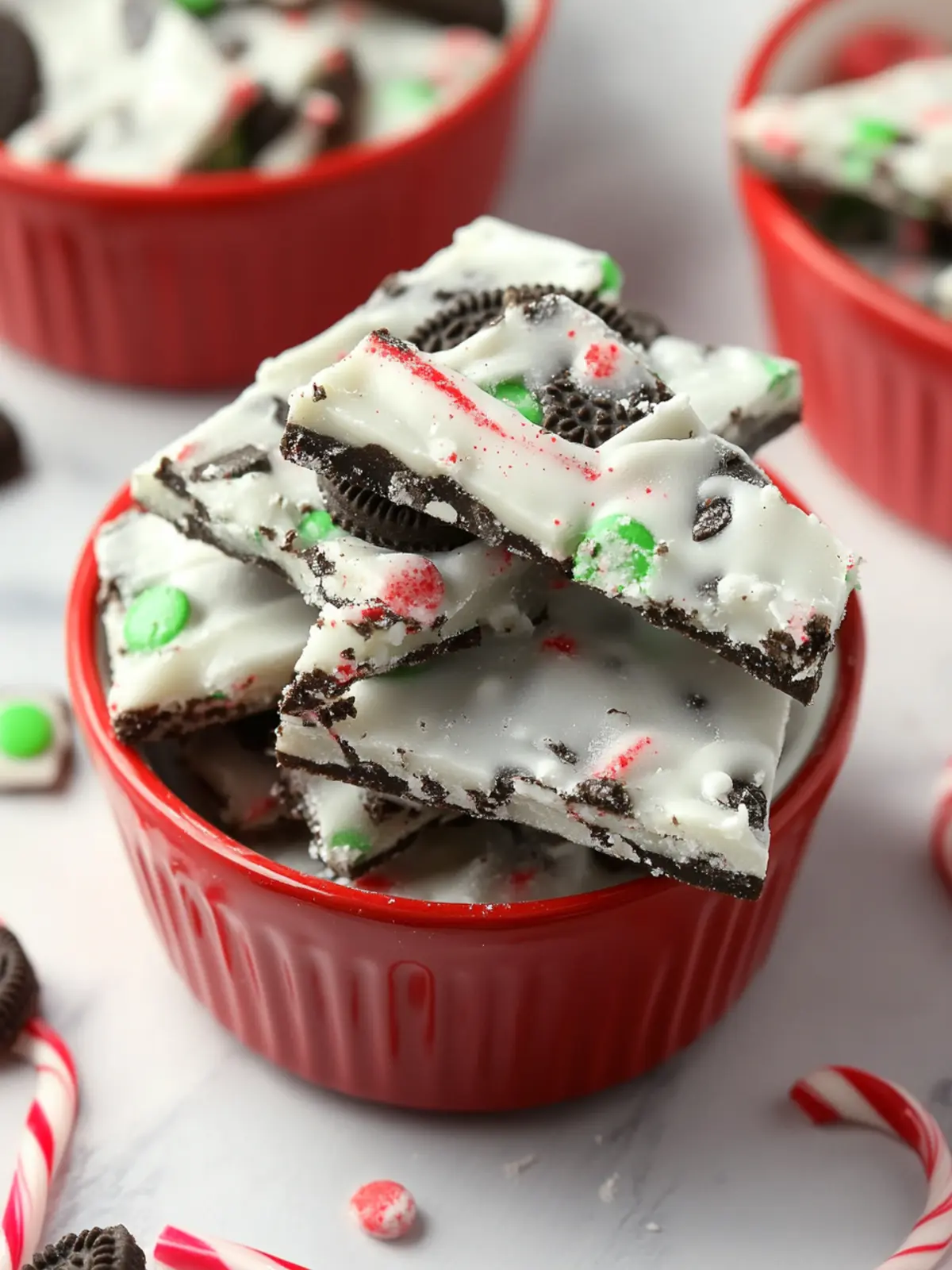 Deliciously Easy Oreo Peppermint Bark for Holiday Joy 2 Oreo Peppermint Bark